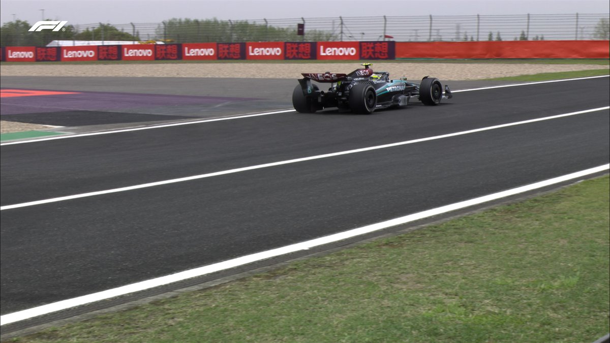 Lewis Hamilton locks up into the final turn and runs off into the pit lane entry 👀 #F1 #ChineseGP