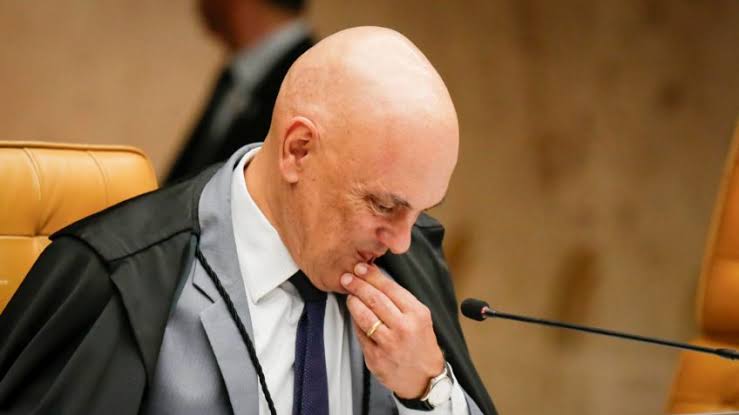 mspbra's tweet photo. 🚨 GRAVÍSSIMO: Elon Musk acabou de afirmar em um twitt que Alexandre de Moraes interferiu nas eleições brasileiras https://t.co/MXsA9jAYTZ