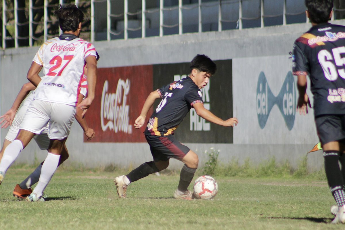 Coras_FC's tweet photo. ⏱️ 60' Hora de juego cumplida. 

Marcador al momento. 

Tigres 1-0 Coras FC
#SomosMásCoras https://t.co/YdBiseo9EF