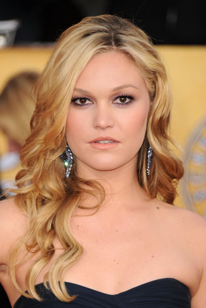 jakeinternet's tweet image. julia stiles, julius tiles