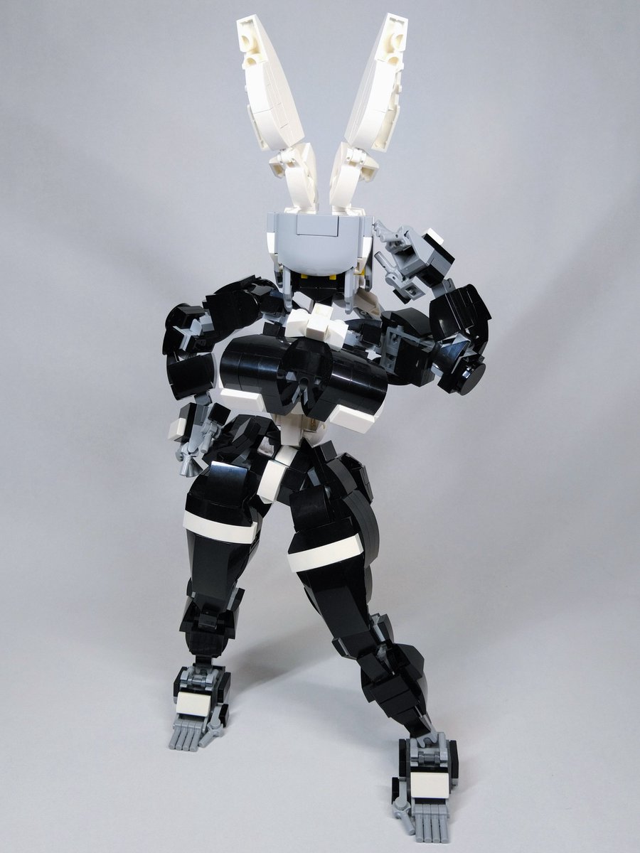 DSLC312011's tweet photo. おはようございます。改修中の白いロボ娘の投稿が続いているので、こちらの黒いバニー型ロボ娘をどうぞ。
#LEGO #レゴ
https://t.co/QH9fEFsSll https://t.co/ZOQ4td0dSV