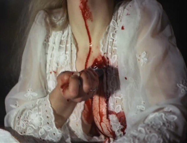 não sei o que é ânsia de ter e tédio de possuir porque por aqui vivemos de certeza de que nunca vai conseguir ter e ansiedade por achar que vai perder o que possui