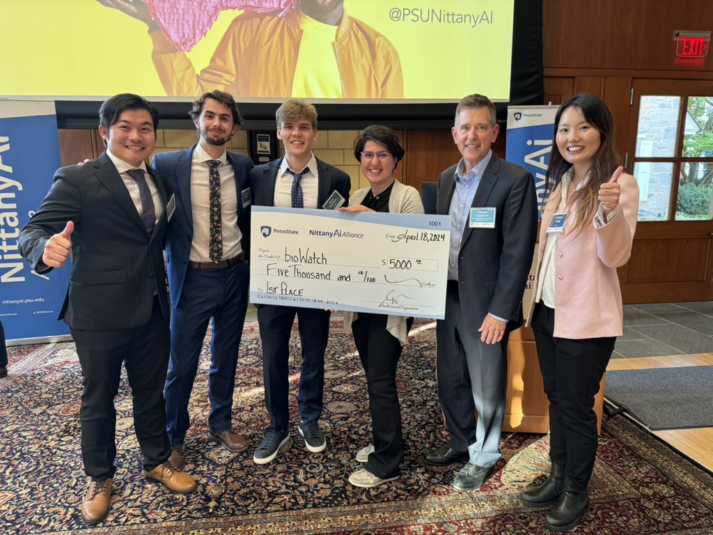 GhsShirin's tweet photo. Another hightech event this week that I was honored to serve as a judge #NittanyAiAlliance
#BioWatch won the first place
So proud of you Yanqiu Yang and Kittiphum Pawikhum. Great job 👏👏
#Agtech #AI #Robotics #mechatronics #WeAre #PennState #AgEngineering https://t.co/31nKbV9NJt