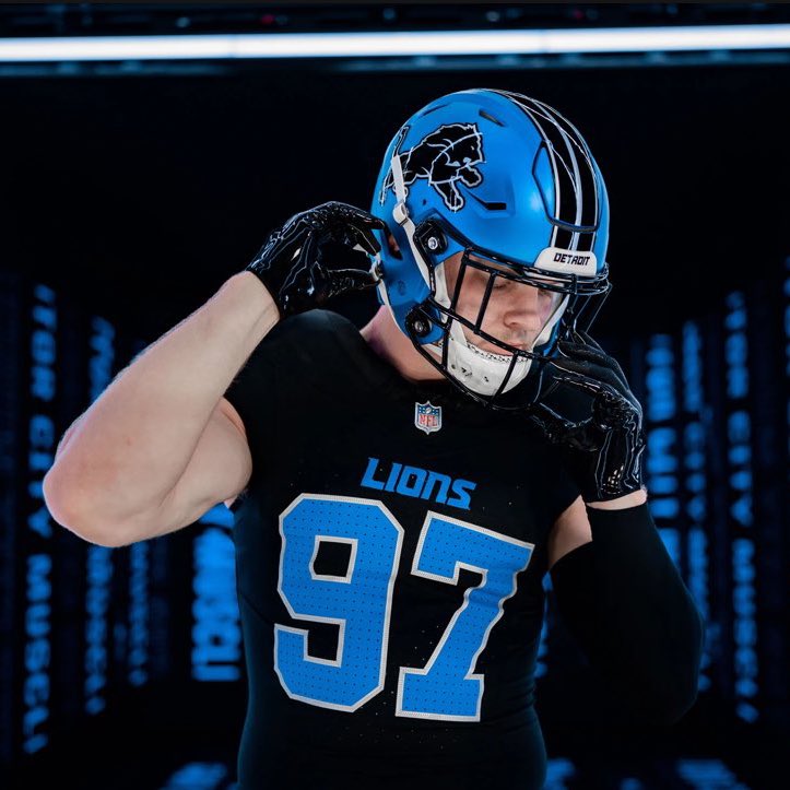 Lions new uniforms 👀 🔥 or ❄️?