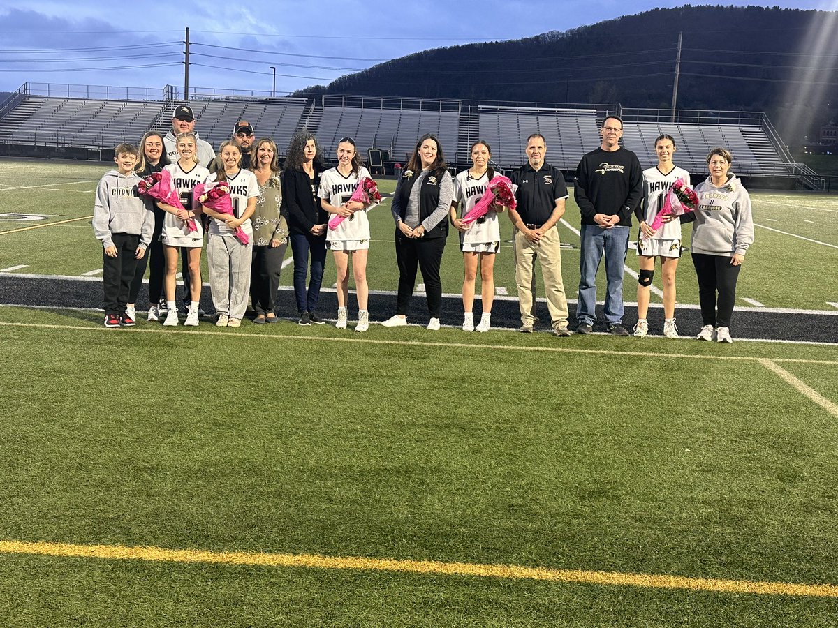 Congratulations to our Varsity Girls Lacrosse Seniors! We appreciate your dedication and the continued support from your families throughout the years. Best of luck in all your future endeavors! #TogetherAsOne 🎉🥍