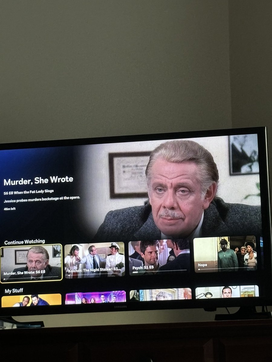 Look who is the police detective in this episode of Murder She Wrote. It's going to be a good one. #murdershewrote #frankcostanza #jerrystiller #amwatching