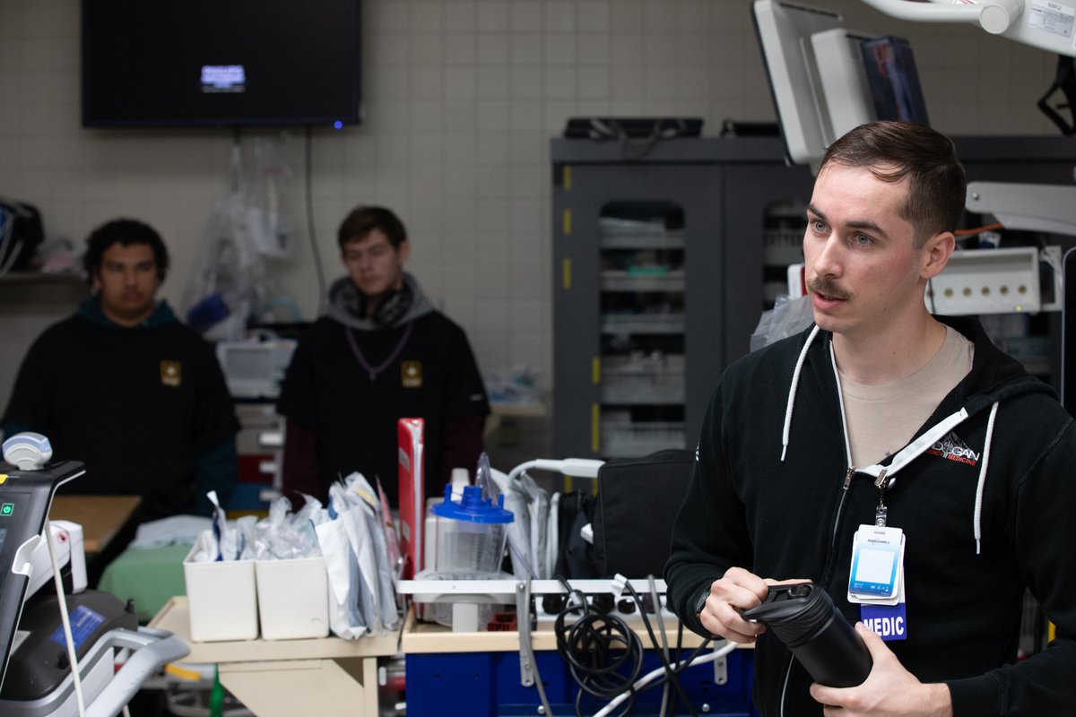 Be All You Can Be⭐️

High school students went on an Educators Tour around @JBLM_PAO with @goarmyseattle , showing students, many close to graduation, just some of the many MOSs the U.S. Military offers #JBLM #Recruiting 

@USArmy @USARPAC @GoArmy