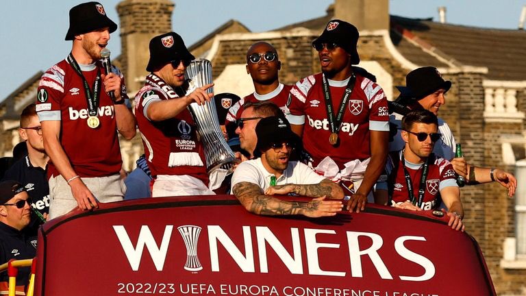 notpaul1985x's tweet photo. I remember going to Sevilla at home in 2022 and thinking I really want us to go through because I was desperately craving one more European fixture, just one.

We’ve played 29 more since then. https://t.co/u1lEJtGd7y