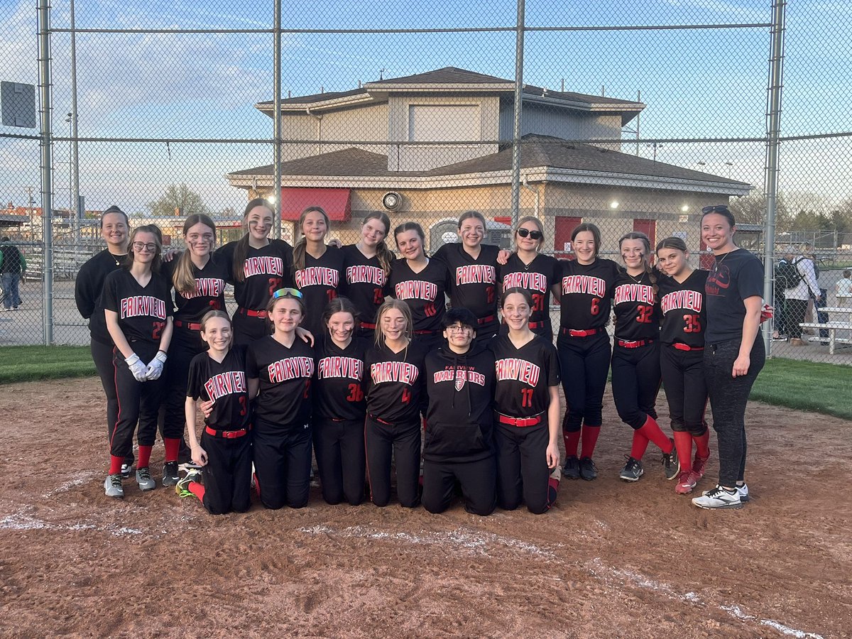 Let’s hear it for our middle school team who beat North Olmsted tonight 19-9!! Big congrats to Coach Grace as well on her first win as HC! Way to go Warriors! ❤️🤍