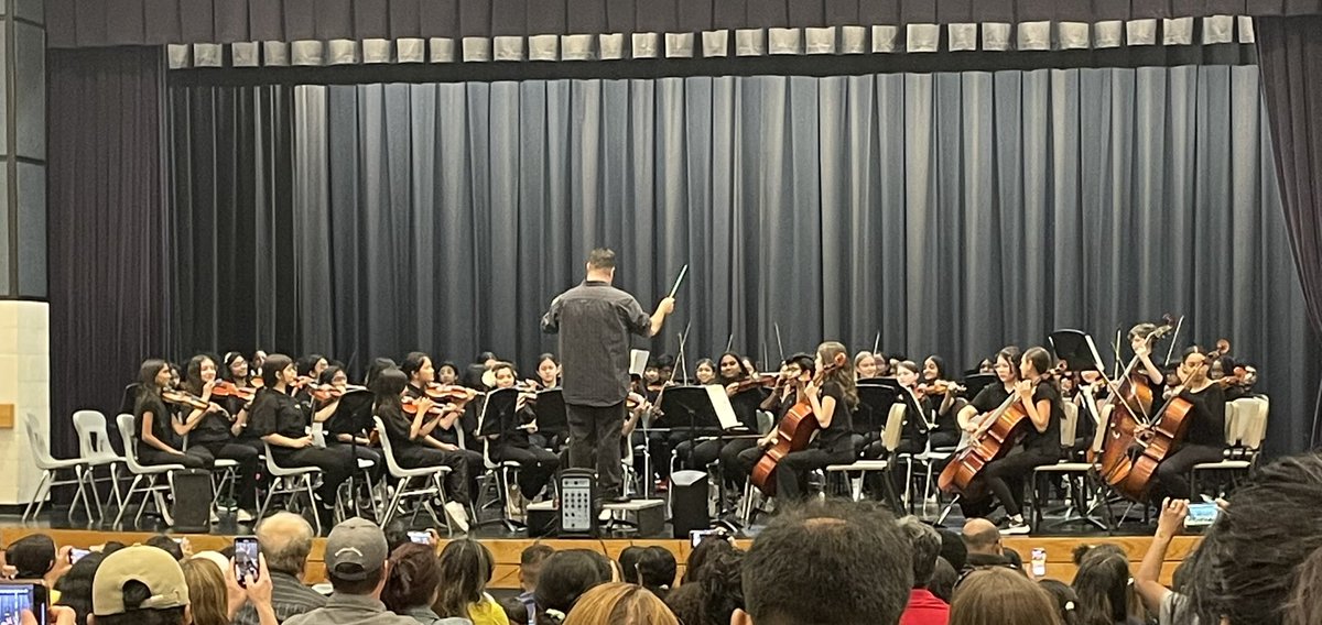 Ashley Cusick tweet media