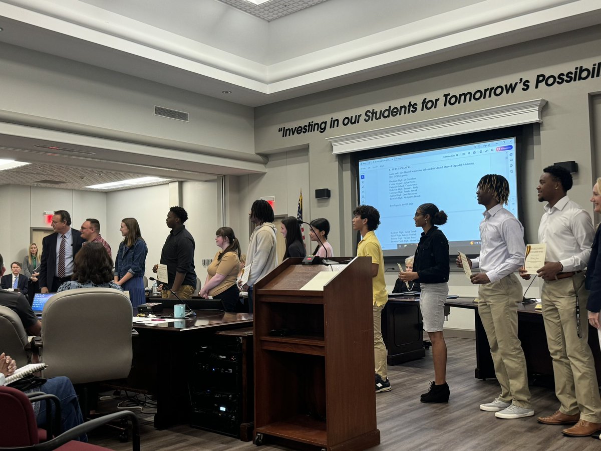 Congratulations to one of our team captains, <a href="/jjameliaa/">Jamelia Stovall</a> for receiving the Mitchell Maxwell Scholarship at the Rutherford County School Board meeting. Jamelia represented <a href="/LHSintheNews/">LaVergne High School</a>. Special thanks to Dr Hatchett for being there to support!