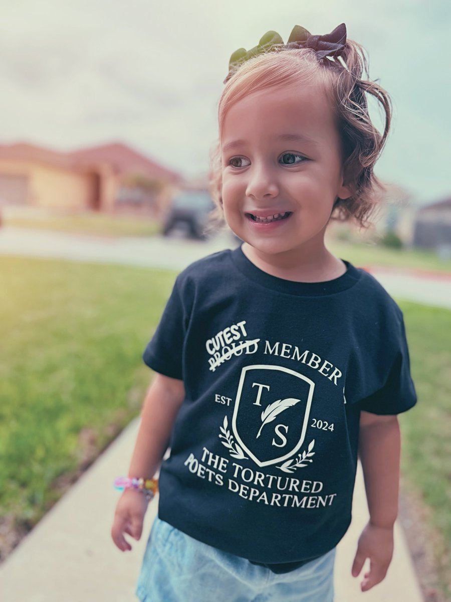 kristinsully's tweet photo. Why yes, you are the CUTEST member of #TheTorturedPoetsDepartment 🤍🫶🏼 #TSTTPD #TaylorSwift #MiniSwiftie @taylornation13 @taylorswift13 https://t.co/eWKY4r1K67