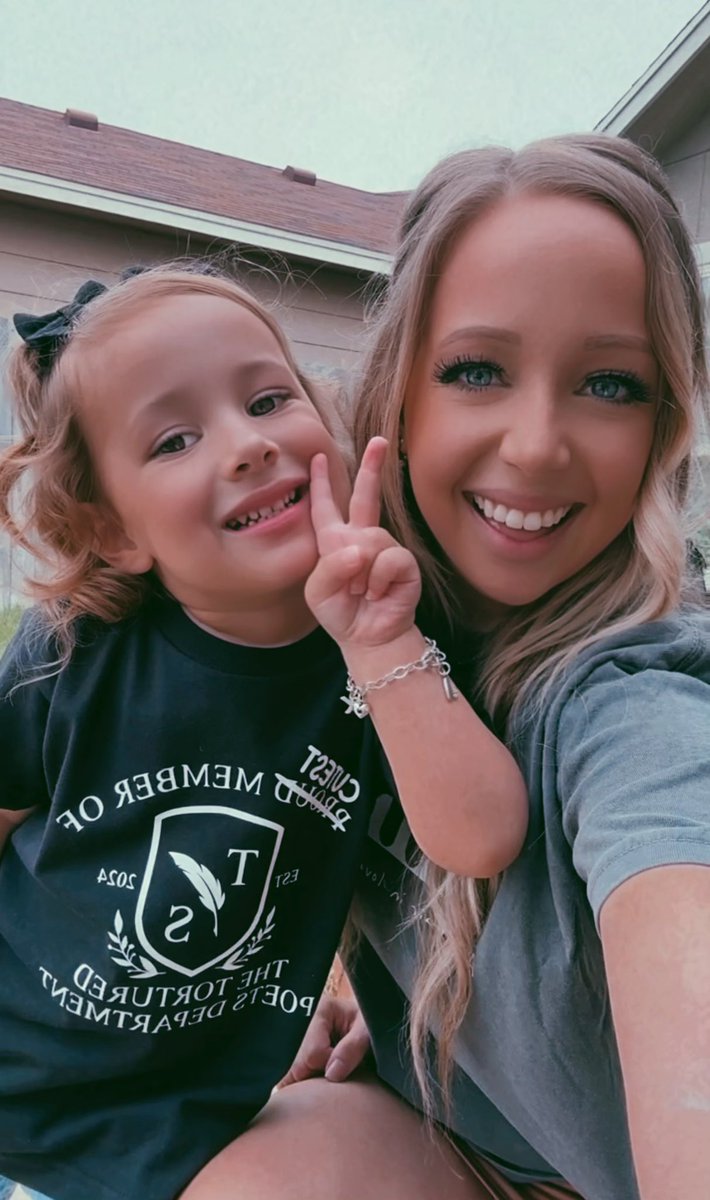 kristinsully's tweet photo. Why yes, you are the CUTEST member of #TheTorturedPoetsDepartment 🤍🫶🏼 #TSTTPD #TaylorSwift #MiniSwiftie @taylornation13 @taylorswift13 https://t.co/eWKY4r1K67