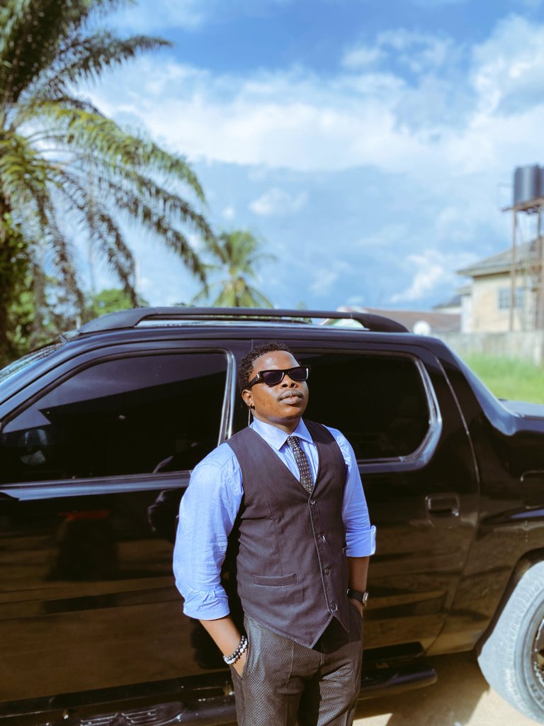 HopephilipzG's tweet photo. Let your light so shine before men that they may see your good works and Glorify your father which is in heaven

Light has come https://t.co/I0WyV7vJpR