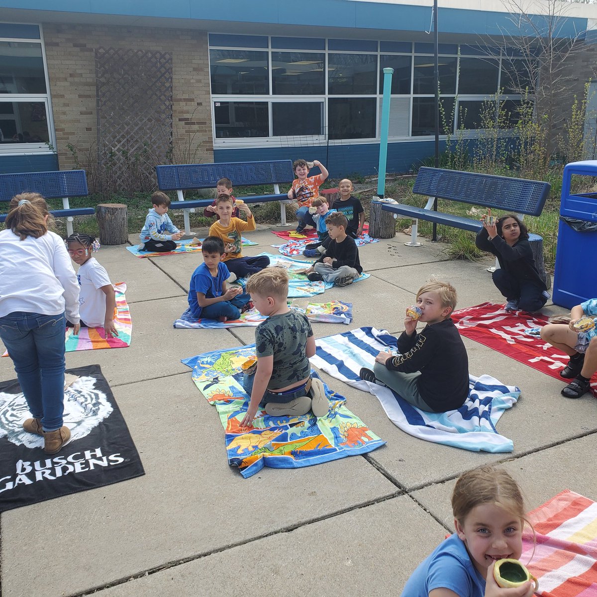 Beautiful weather for a tea party with Ms. Pinto's class! <a href="/stark_kellie/">Kellie Stark</a> <a href="/CoolidgeCougars/">Coolidge Cougars</a>