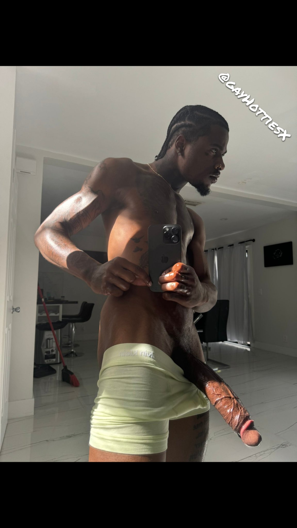 RT & FOLLOW If you Want To Suck It 🍆💦 https://t.co/Ydtslx6OVR