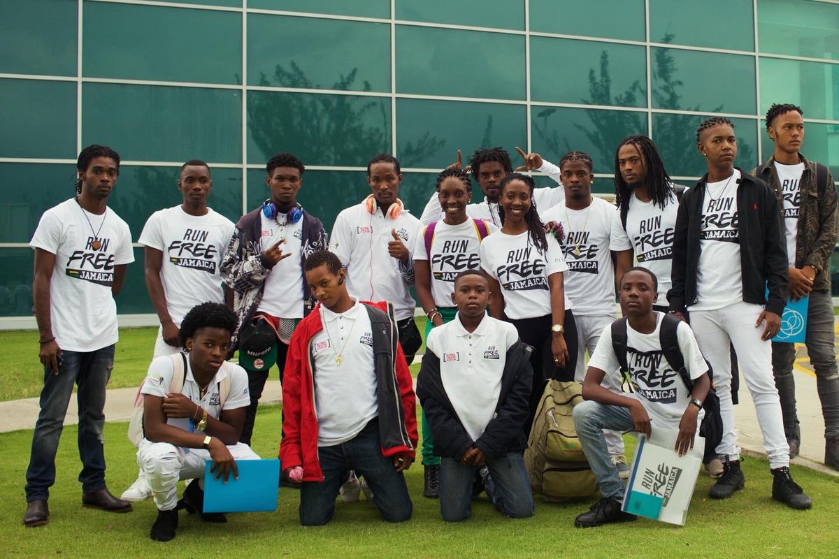 ManifestoJA's tweet photo. Facilitating opportunities for emerging #artists #cultureworkers &amp; #creativeentrepreneurs to access international stages &amp; training has always been part of #ManifestoJamaica’s mission. 

We’re about to launch a new international collab &amp; wi cyaa wait fi tell unnu ‘bout it! https://t.co/1eyfGOBqpd