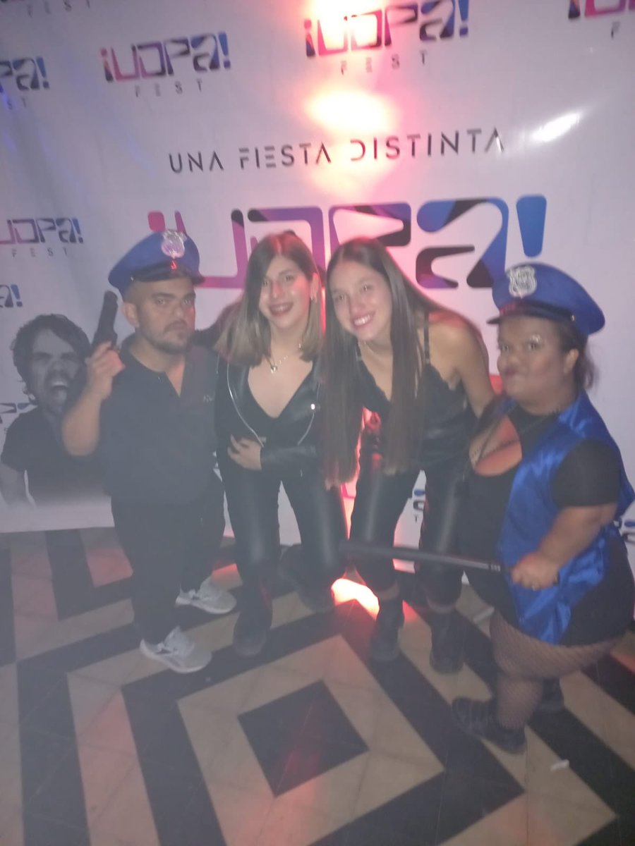 riopollas's tweet photo. @cc_galisteo @mariooramirezz1 https://t.co/WHjckNsD5T