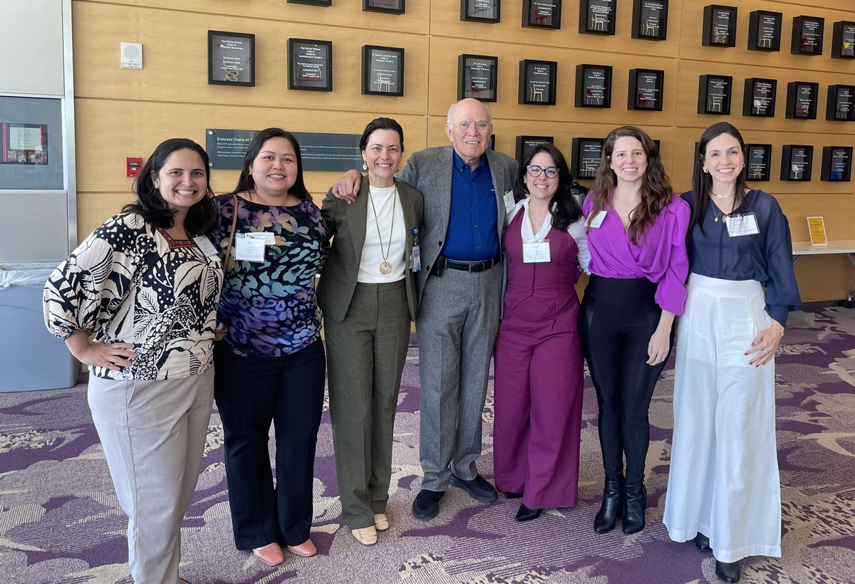 DrsPenaBischoff's tweet photo. That is a wrap for the 68th #penacourse. Thanks to all participants, organizers, and speakers. Pictures showing the Brazilian delegation, Greek scholars, our fellow @VatcheJames and APPs, and our superb Scrub, Arlene. #TeamworkMakesTheDreamWork https://t.co/v4RZzYTEFC