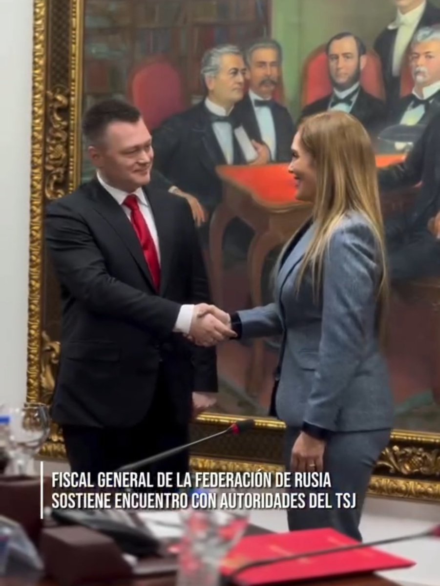 🛑 Hoy los lazos de amistad entre Venezuela y Rusia siguen creciendo, en el @tsj_venezuela es recibido el Fiscal General de la Federación de Rusia, Igor Krasnov, como parte de su visita oficial al país. @BeatrizRabg #BloqueoCero