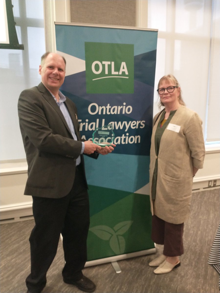 Walk Toronto was honoured to receive the Safety Leadership Award from the Ontario Trial Lawyers Association tonight. @dylan_reid and @LeeScottWPW accepted the award.