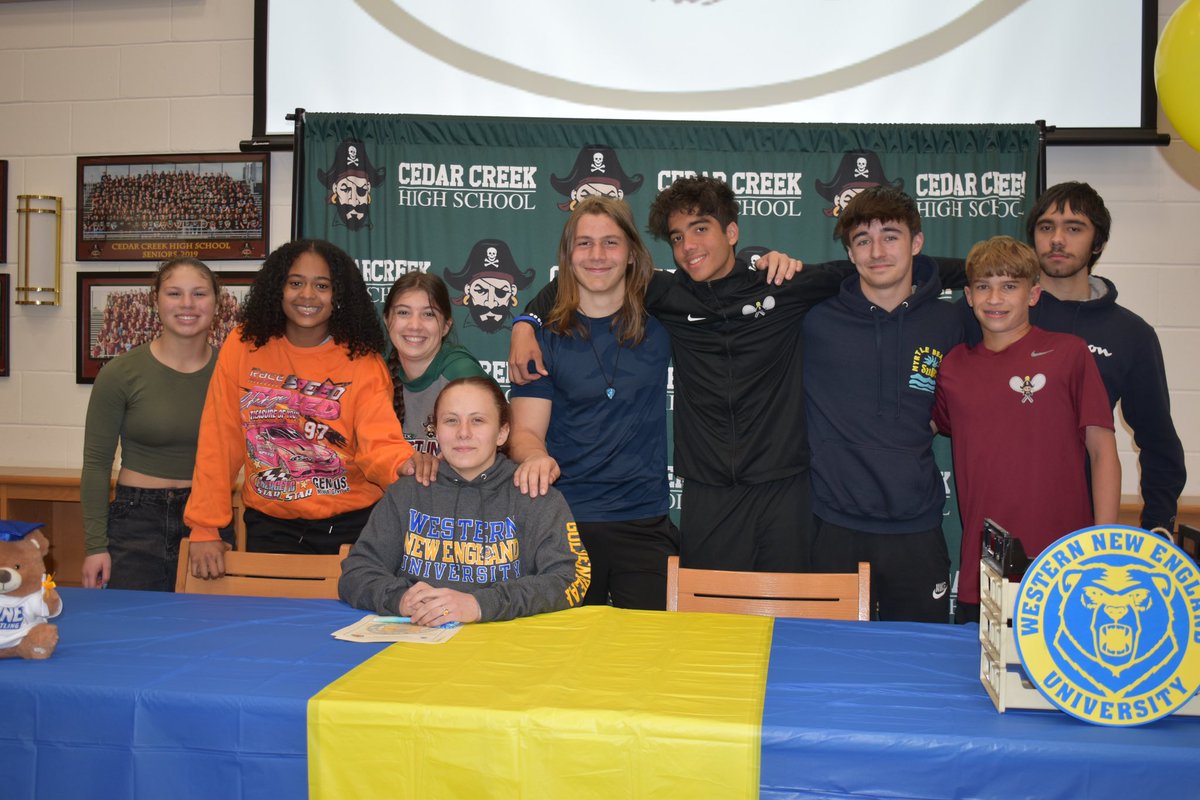 RyRunandWrestle's tweet photo. Officially a golden bear 🐻 💛💙 https://t.co/WB22rBGH0k