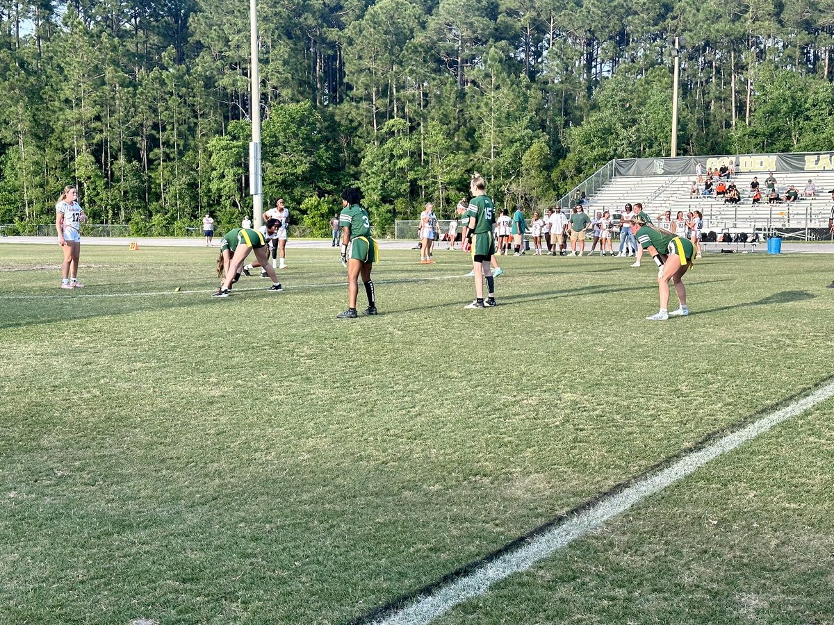 Congrats to the Golden Eagles on their 21-13 win over Mandarin in the Flag Football Regional Quarterfinals!