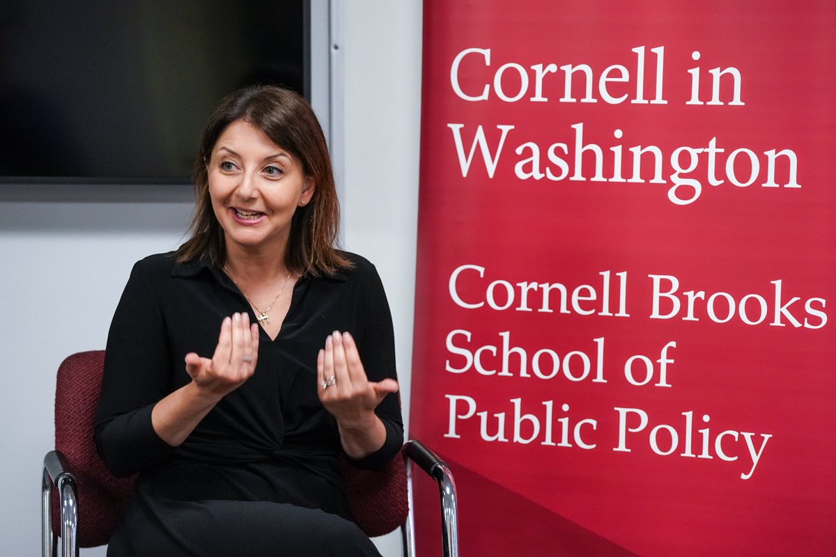 Many thanks to @CDCDirector @DrMandyCohen for returning to @CornellinWashDC, which she participated in as an undergrad @Cornell, to teach about public health policy and offer career advice. Thank you for giving back, and we are honored you are an alum! Cc: @CornellBPP