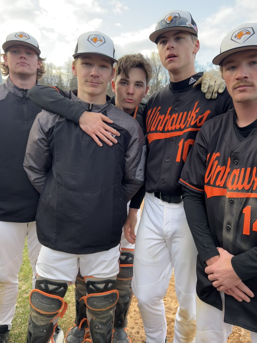 winhawkbaseball's tweet image. 8-6 win!!!!