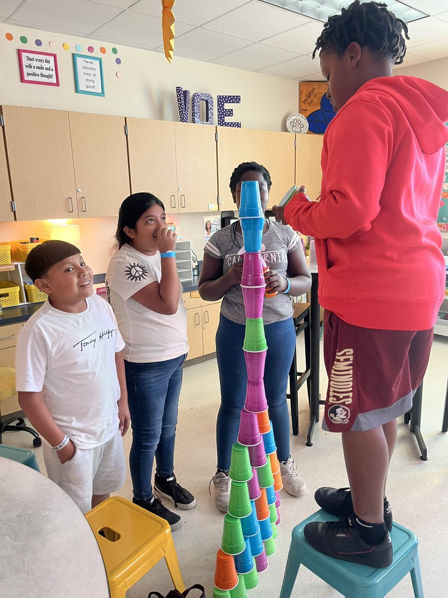 Andrea Strom tweet media