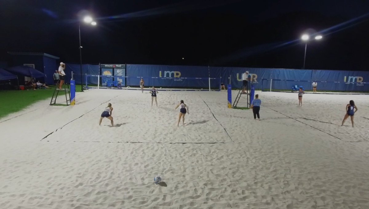 Beautiful night under the lights at <a href="/UMRsports/">UMR Athletics</a> for the opening match of <a href="/TheFCSAA/">FCSAA</a> Beach Volleyball Championship. See you tomorrow night Bradenton!