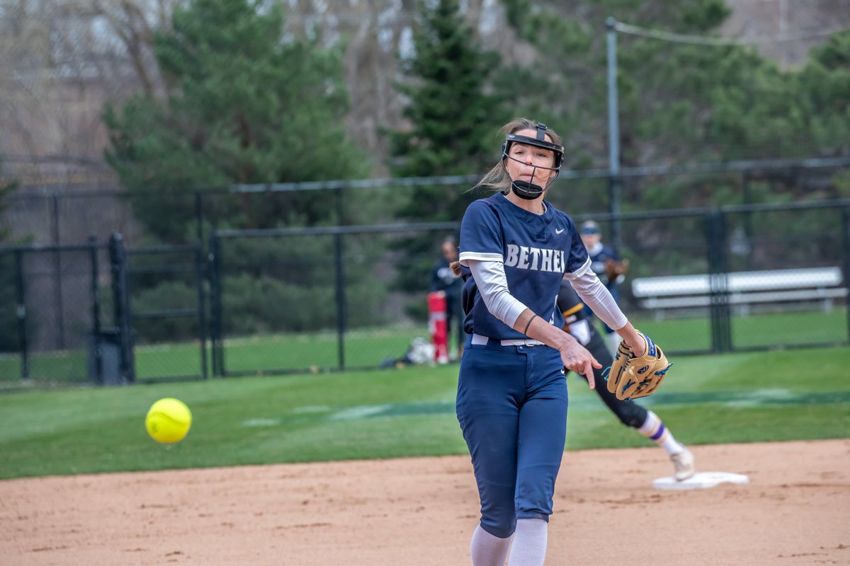 Bethel Royals (@bethelroyals) on Twitter photo It may have been chilly out but the <a href="/BethelRoyalsSB/">BethelRoyalsSB</a> bats were 🔥. Abby Otterness homers twice as the #BURoyals sweet St. Kate's 13-2 & 4-1. #RoarWithUs x #d3sb
RECAP: athletics.bethel.edu/news/2024/4/18… It may have been chilly out but the <a href="/BethelRoyalsSB/">BethelRoyalsSB</a> bats were 🔥. Abby Otterness homers twice as the #BURoyals sweet St. Kate's 13-2 & 4-1. #RoarWithUs x #d3sb
RECAP: athletics.bethel.edu/news/2024/4/18…