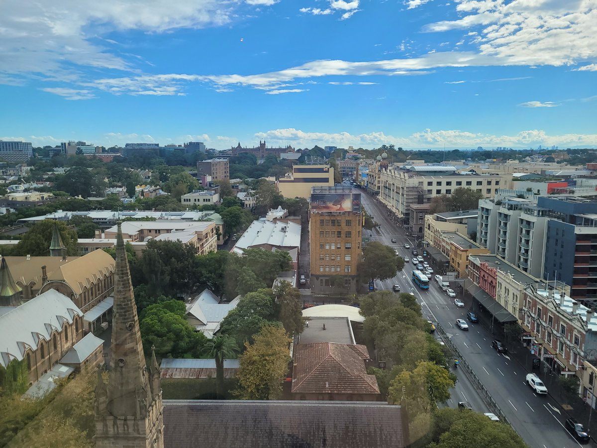 A bit belated but I'm thrilled to share that I've joined the University of Technology Sydney as a Lecturer 🎉. I'm honoured to join this faculty where we're building Australia's most progressive Psychology course... watch this space! (@UTS_Health, @UTS_GSH)