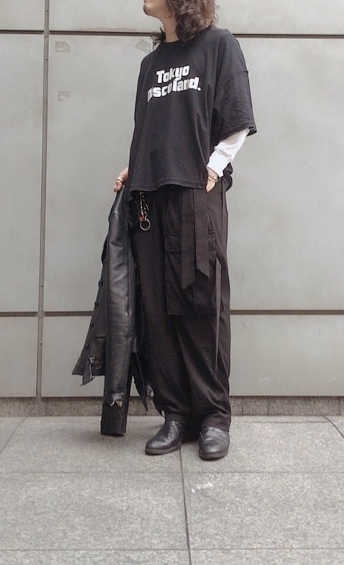 hitotoshirahu's tweet photo. outer #used
tops #isness
bottoms #toironier
shoes #footthecoacher https://t.co/BP7f6CGZUJ