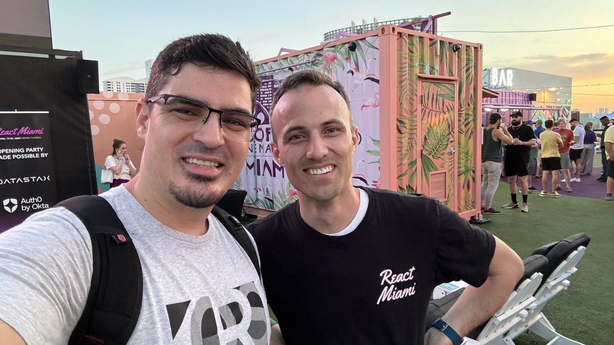 Glad to meet the legend <a href="/kentcdodds/">Kent C. Dodds ⚡</a> 

<a href="/ReactMiamiConf/">React Miami</a>