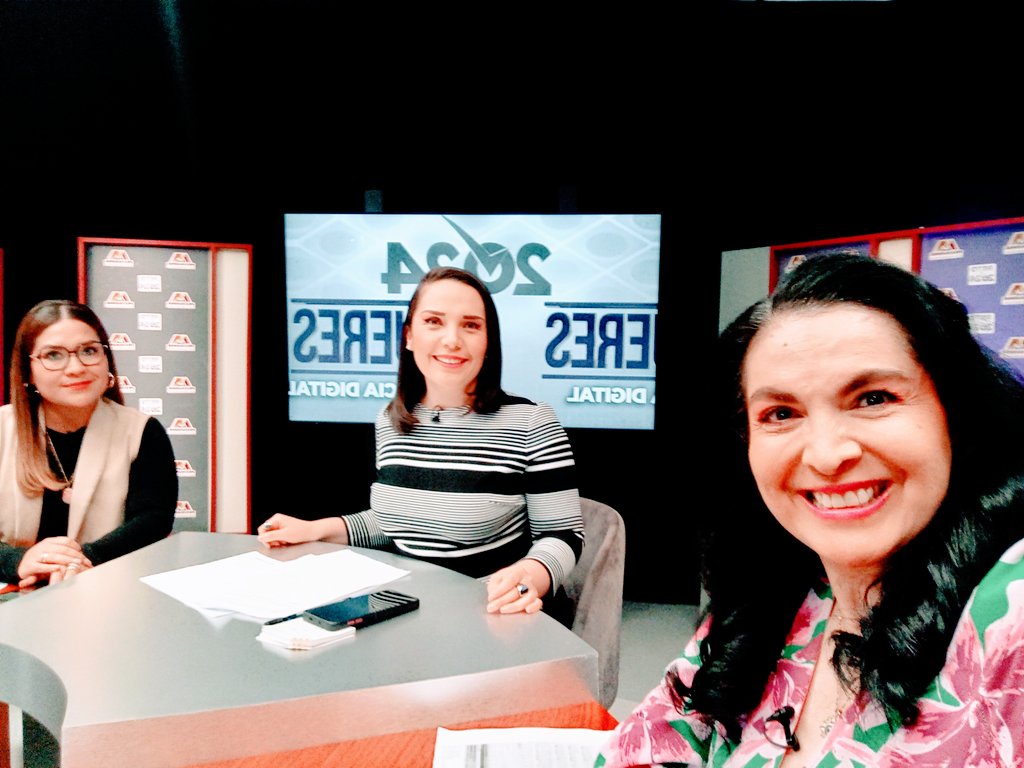 ⭕ Nos vemos a las 9.30.pm con @MelissaNavaP por @AMXNoticias 📺. Hablaremos sobre #fakenews y la violencia digital 📱 hacia las mujeres ♀️agudizada en tiempos electorales 🗳️. #Diplomatique🔮🌐