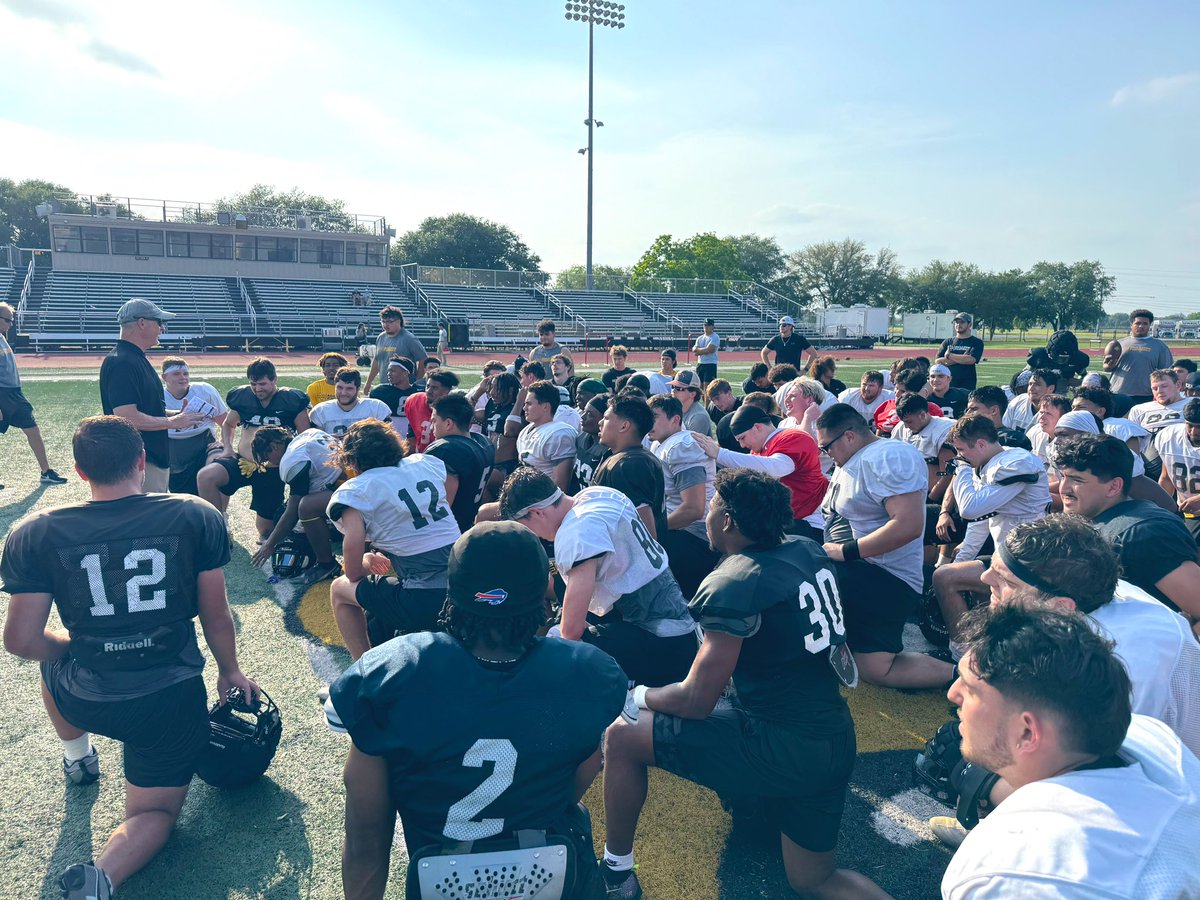 Spring Ball! Phase 2 ✅ Proud of these guys! Now it's time to finished the semester in the classroom @TLU_Football W.I.N