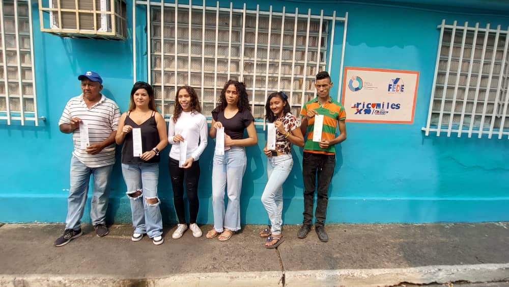 DanielTiradoP's tweet photo. Nuestra juventud consciente lista para el cambio. #ElCambioEsConMiVoto https://t.co/S2ImcmSOxm