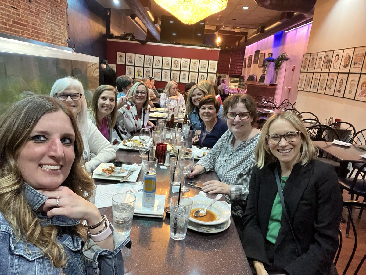 #ACPNP faculty enjoying a great meal at the end of a long day of learning #NONPF2024

 #Growingnewcolleagues #NPsLead #NPsForKids