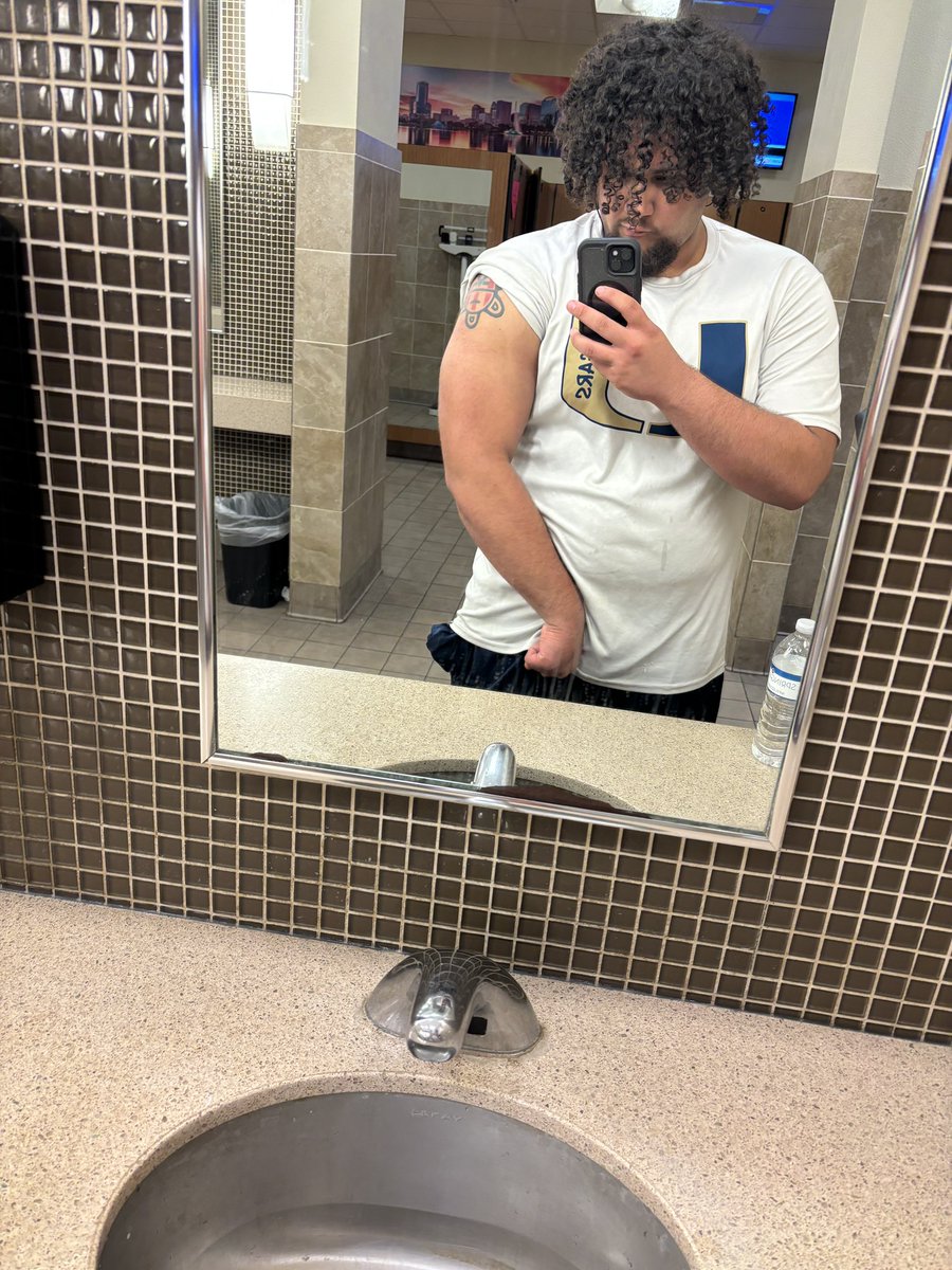 Alex Rueda tweet media