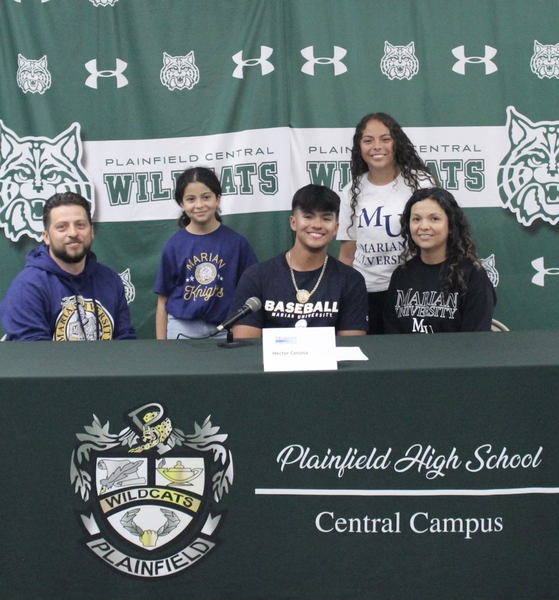 Excited to announce my commitment to Marian university. I want to thank God, my teammates, coaches and family for helping me along this journey. GO KNIGHTS!🔵🟡
<a href="/MUKnights/">Marian Knights</a> <a href="/MarianUBaseball/">Marian Baseball</a> <a href="/MUKNIGHTS25/">Todd Bacon</a> <a href="/PHSbaseballCats/">WILDCATS BASEBALL</a> <a href="/il_hawks/">Illinois Hawks/ IL Hawks Fastpitch/Select FP</a>
