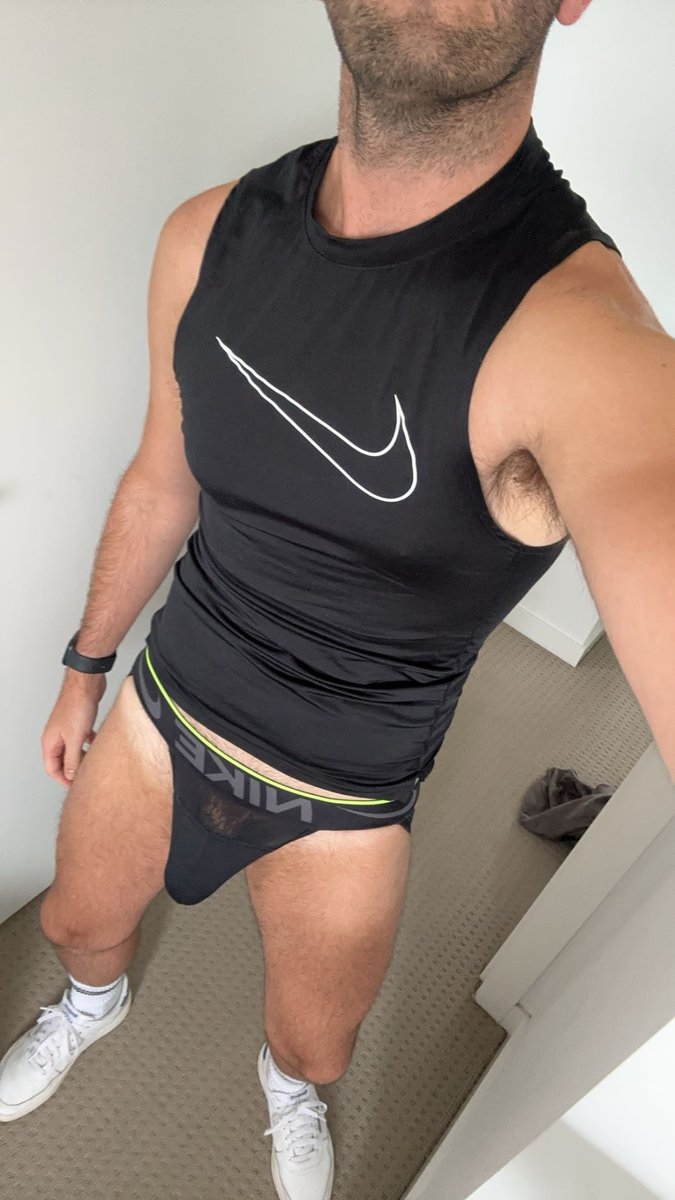 I enjoyed this fit a lot, I think I need to bring it back 😏

#gay #bulge #gaybulge #nike #jockstrap #lycra #gaylycra #gayfetish #gaynike