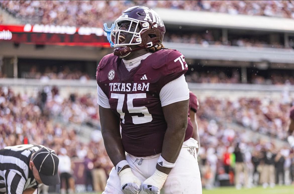 I will be in College Station this weekend! Thank you @MasonSmith_TAMU for the invite! @AggieFootball #GigEm @coachrdodge @coachvictorgill @SLC_Recruiting