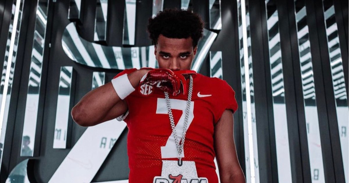 #Alabama Class of 2024 WR signee recaps A-Day visit, ready for next chapter to begin. “Offense was looking explosive and super exciting to play for.” 🗞: on3.com/teams/alabama-… (On3+) #RollTide