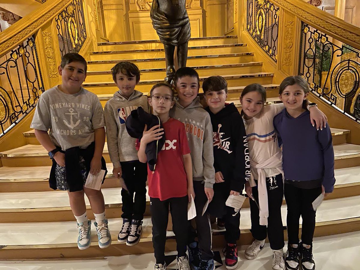 Miss Kennedy tweet media