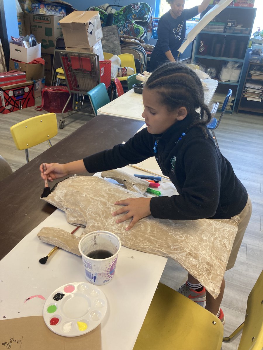 CanvasMiracles's tweet photo. Another fun day at Wesley House! The creativity was flowing as we learned to add detail to our Giant Puppets for the Cattywampus Parade on May 19TH. This year’s parade theme is “We Dwell Together,” https://t.co/R4M6rpZu6G