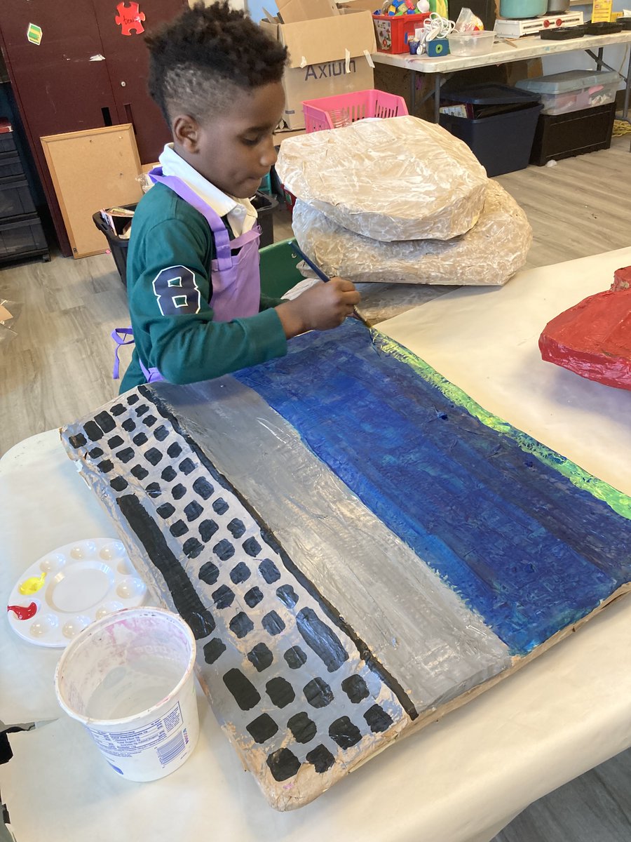 CanvasMiracles's tweet photo. Another fun day at Wesley House! The creativity was flowing as we learned to add detail to our Giant Puppets for the Cattywampus Parade on May 19TH. This year’s parade theme is “We Dwell Together,” https://t.co/R4M6rpZu6G