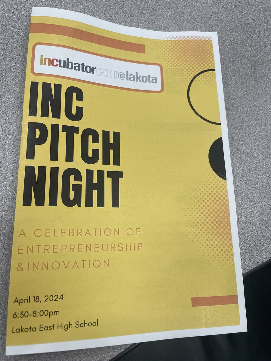 FirebirdTweets's tweet photo. INC Pitch Night resulted in an impressive display of entrepreneurial talent with teams from both East &amp; West pitching their business ideas to a “Shark Tank” panel of judges. They all did great &amp; “50 Shades of Sun” was co winner from West. $1000 seed money courtesy of Emery. https://t.co/QuHIOpoZdk
