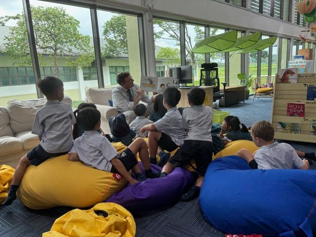 MCMPrePrep's tweet photo. It was a fantastic Tuesday Tales session this week with 'Purple Paw Prints' by Sarah Mounsey and 'Hairy Maclary' from Donaldson's Dairy. A thank you to Mr. Cassidy for visiting and reading to our Pre-Prep pupils. https://t.co/sonTZevC6G