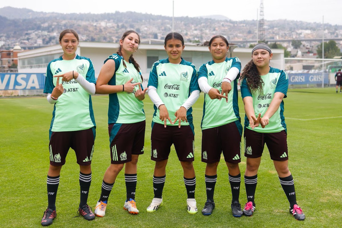 #U15Women I All the attitude in today's training session 🤪✌️🤟